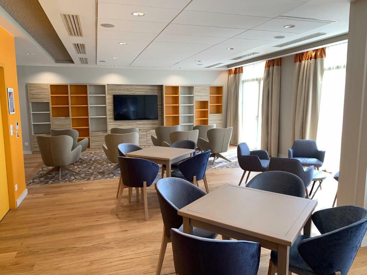 Residence Services Seniors Domitys - Les Safrans 滨海迪沃 外观 照片